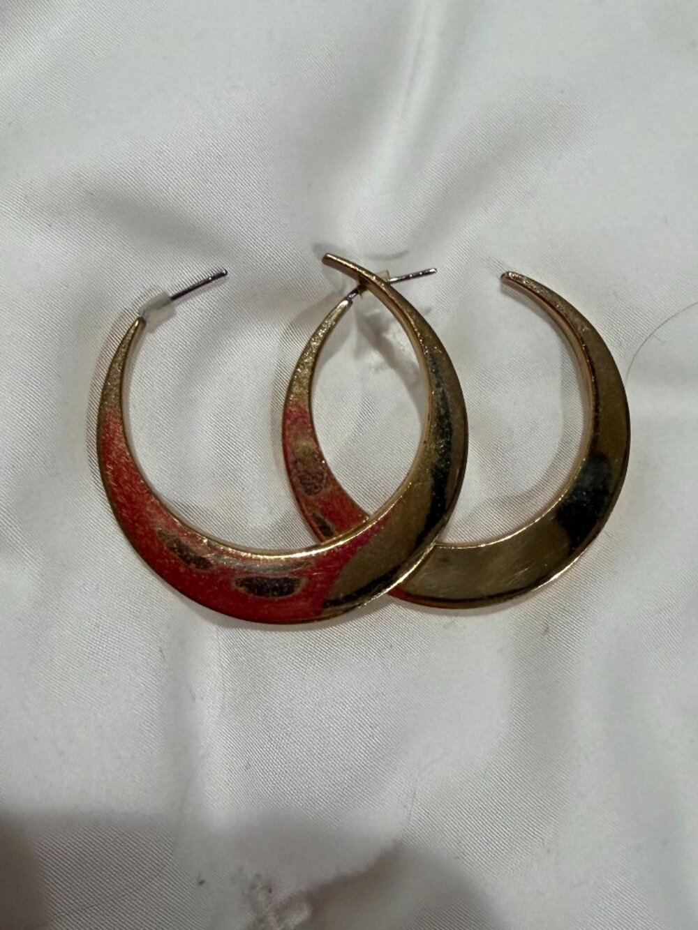 J Landa Gold Crescent-Shaped Hoop Earrings